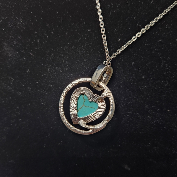 Turquoise Silver Heart Necklace - Picture 8 of 9